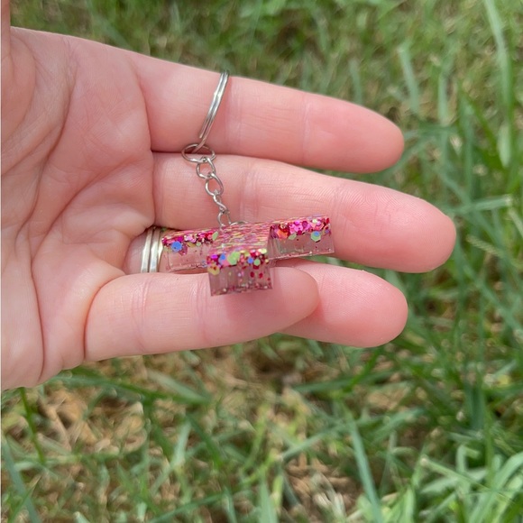 Confetti Cannon Pink Letter T Initial Keychain Handmade With Resin - Picture 7 of 7